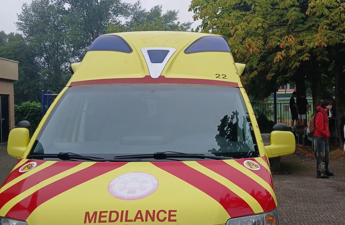 Ambulance op het plein